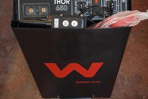 Caricabatterie avviatore Awelco Thor Booster 650