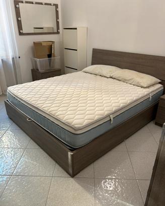 Letto matrimoniale