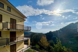 2 LOCALI A SANTA MARINA