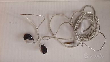 Auricolari in ear monitor 