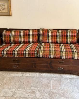 Divano letto Pizzetti legno massello vintage