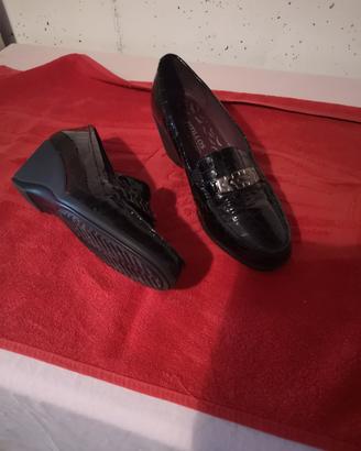 05 paia Mocassini donna