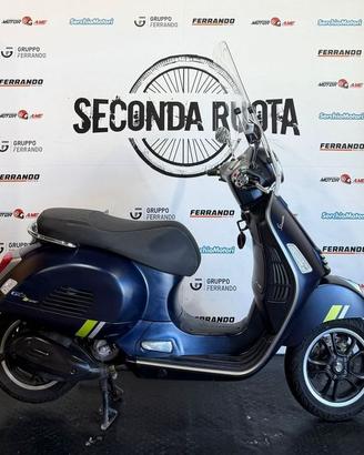 Vespa 300 GTS hpe Supertech