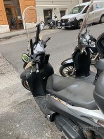 Scooter sh300