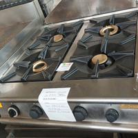 CUCINA PROFESSIONALE 4 FUOCHI CON FORNO