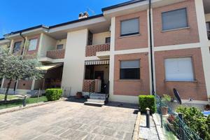 Villetta a schiera di 198 m² con 5 locali a Spolet