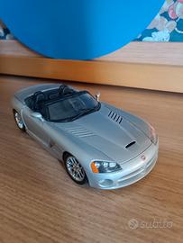 Modellino Viper SRT-10 scala 1:18