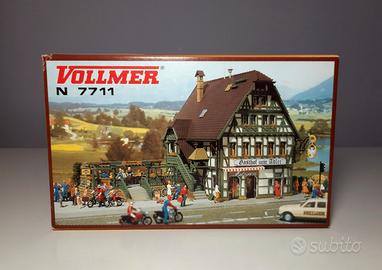 Scala N 1:160 - Pensione con dehor e macelleria