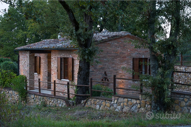 Cottage indipendente con giardino