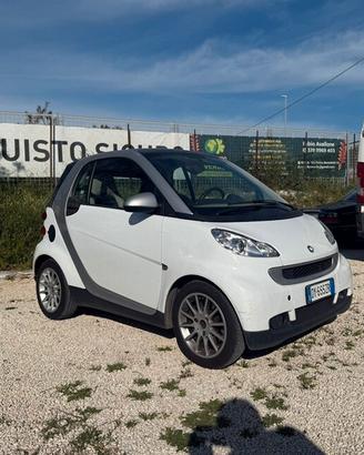 Smart ForTwo 1000 52 kW coupé pure