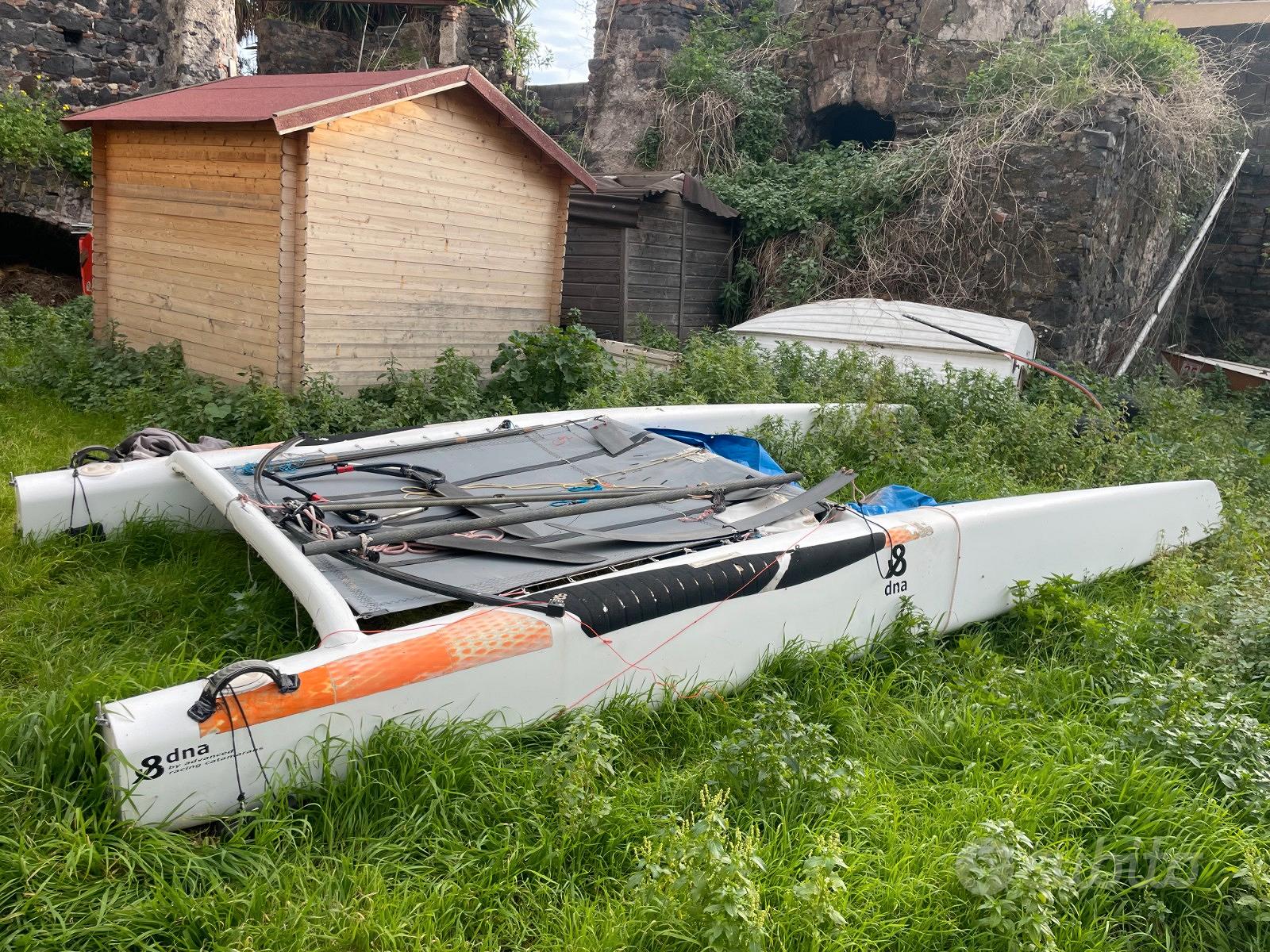 A CLASS CATAMARAN — Vedi foto 1
