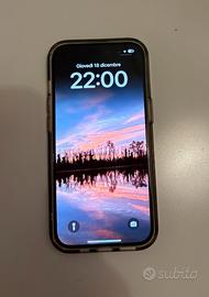 iPhone 15 - Verde acqua - 128 GB - batteria 87%