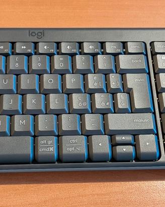 Logitech MK250 Compact Bluetooth wireless combo