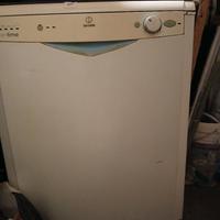  Lavastoviglie indesit e forno a Incasso 