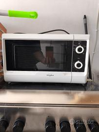 Microonde Whirlpool con grill