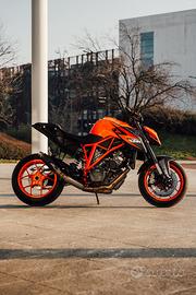 KTM Superduke 1290r 2014