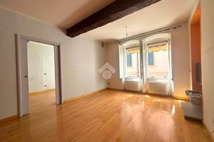 2 LOCALI A REGGIO NELL'EMILIA