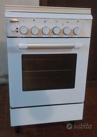 cucina a gas forno elettrico 