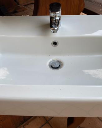 Lavabo GLOBO con miscelatore Ideal Standard