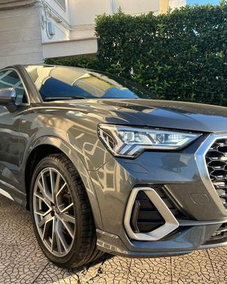 AUDI Q3 SPB 2.0 TDI quattro S tronic S line edit
