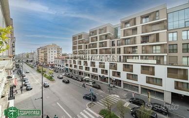 AMPIO BILOCALE CON BALCONE