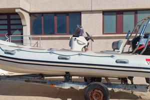 Gommone Valiant V-520 con Mercury 40 cv 4tempi