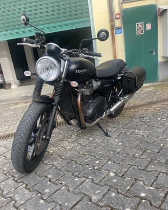 Triumph Street Twin 900