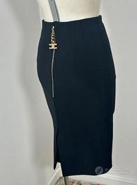 Gonna a matita nera con zip