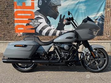 H-D Road Glide 117 SOLO 77 KM