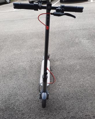 Monopattino elettrico Sixfox TX01 