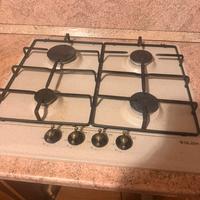 Piano cottura 4 fuochi
