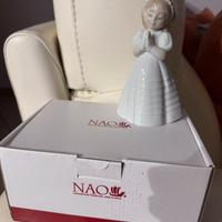 STATUETTA IN PORCELLANA NAO