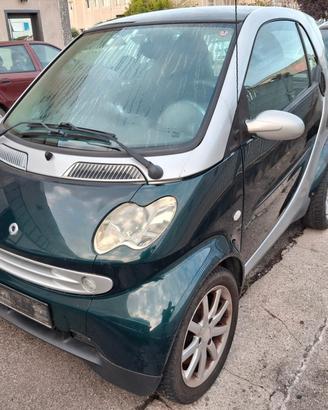 Smart ForTwo anno 2006 ricambi usati