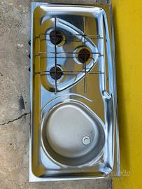 Fornello e lavabo