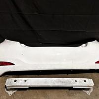 Paraurti posteriore Toyota Yaris 