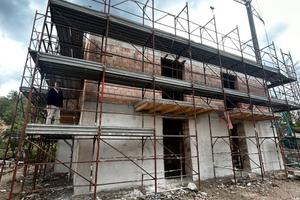 Casolare a tre piani con loft/cantina + tartufaie