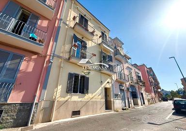 Bilocale Via Luciano, Pozzuoli Alta