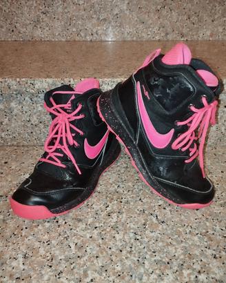 Stivaletti Nike Bimba