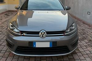 Volkswagen Golf 7 1.6 TDI R-line