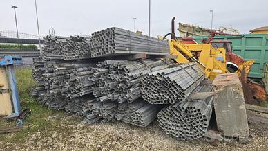 Paletti in ferro zincato