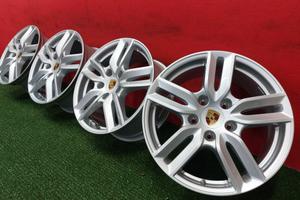 Cerchi Porsche Cayenne Audi Q7 VW Touareg R18