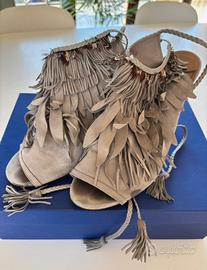 Sandali grigio suede so Pocaonthas Aquazzura