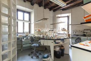 LABORATORIO CON POSSIBILITA' DI CAMBIO D'USO