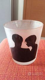 bicchiere vintage in vetro satinato