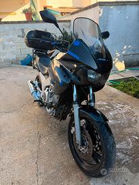 YAMAHA TDM 850 2001