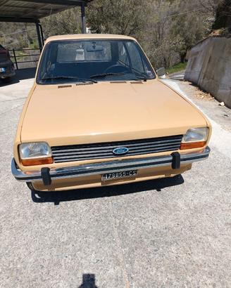 auto d'epoca Ford fiesta