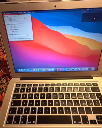 Apple MacBook Air (13-inch, Mid 2013)