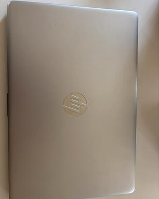 HP laptop 15s