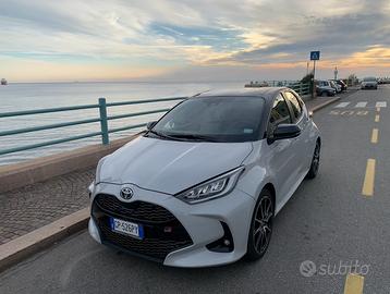 Toyota Yaris 1.5 HYBRID 5P. GR SPORT