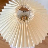 lampada modello vintage in legno 